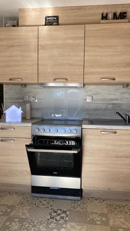 Embrun - Appartement 4/6 Personnes Avec Exterieurs Zewnętrze zdjęcie