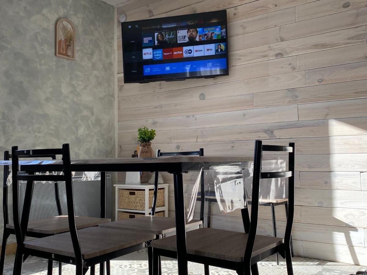 Embrun - Appartement 4/6 Personnes Avec Exterieurs Zewnętrze zdjęcie